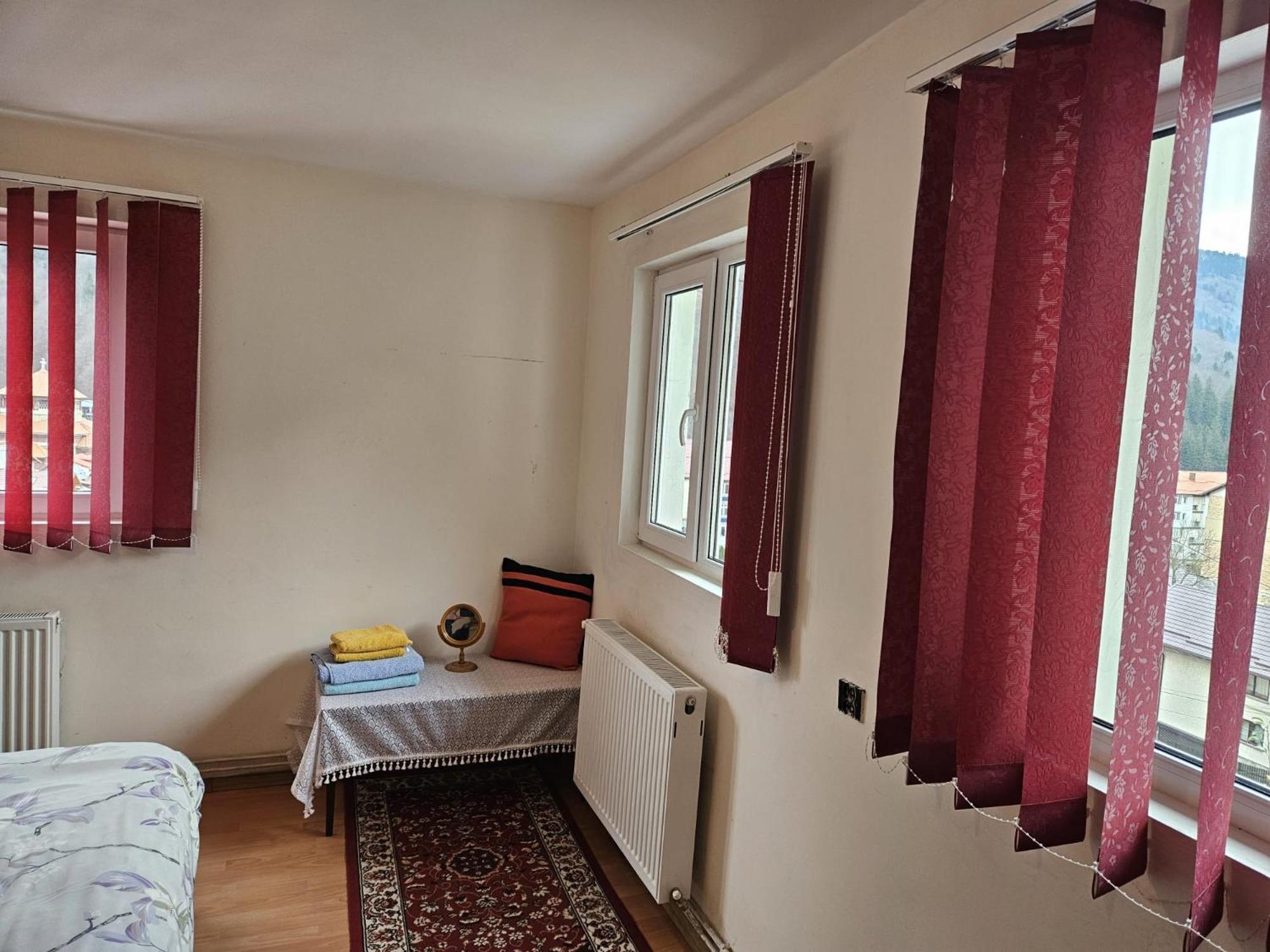 Apartament Retro-Relax Синая Екстериор снимка